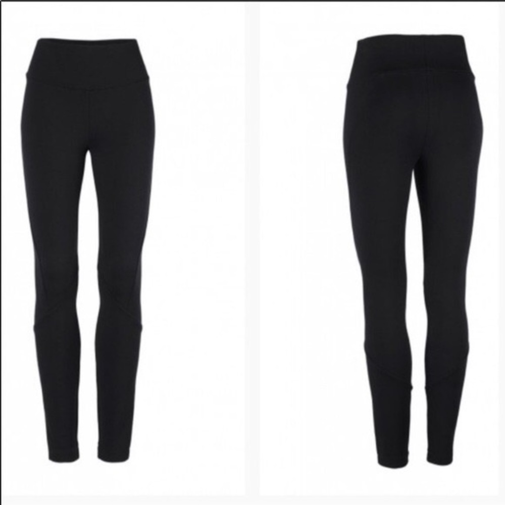 Cabi Lanky Leggings #3932 black
New Without Tags